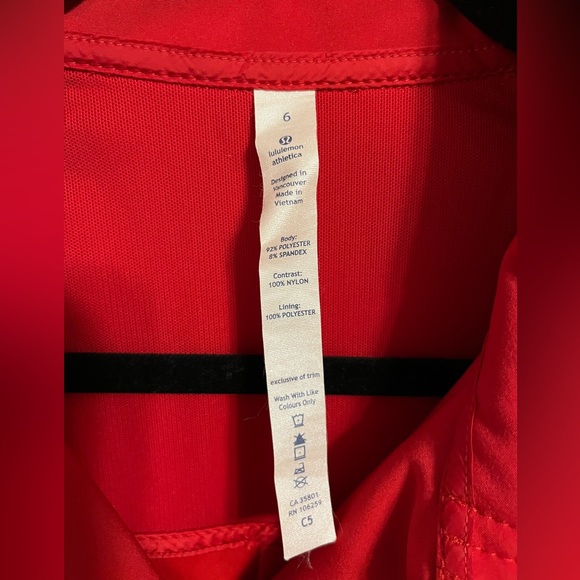 Lululemon Red Jacket ladies size 6 - Picture 8 of 8